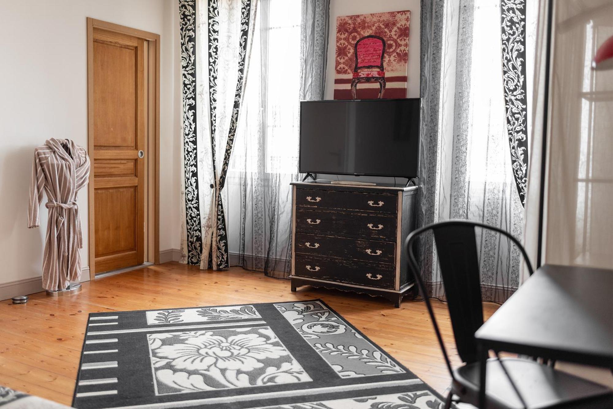 Au Nid De La Madeleine Bed & Breakfast ไกยัก ภายนอก รูปภาพ
